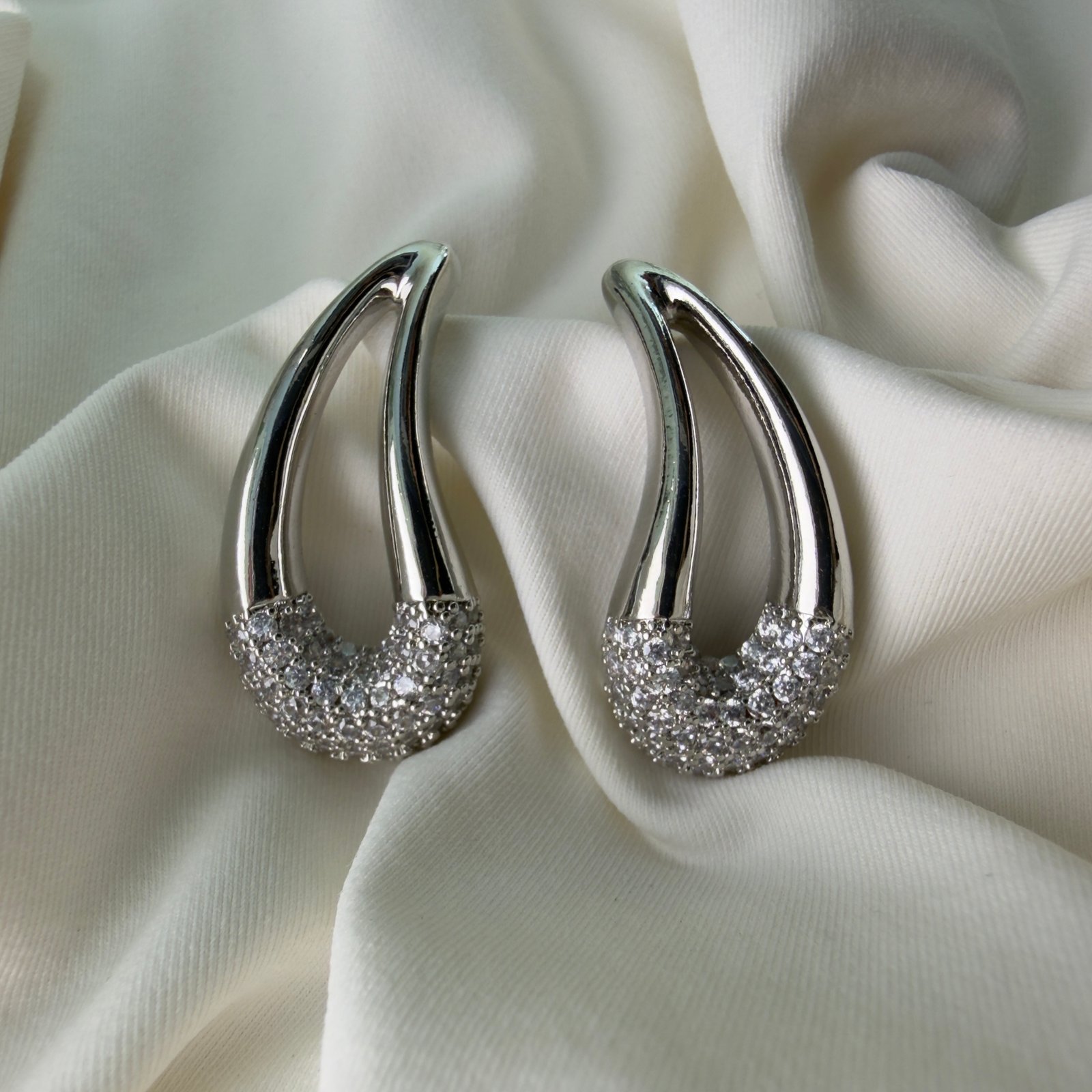 Brinco Gota Glam Prata